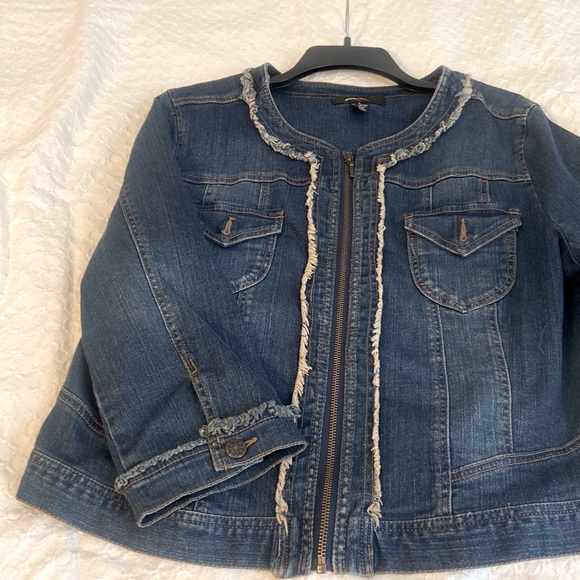Cropped Style & Co Cropped Denim Jacket - Picture 3 of 3